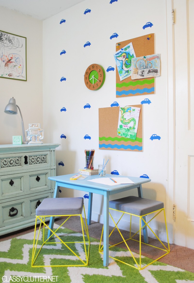 DIY-Kids-Art-Station-2