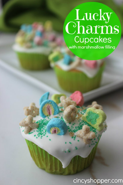 Lucky-Charms-Cupcakes