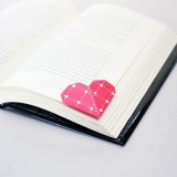 Heart bookmark corner