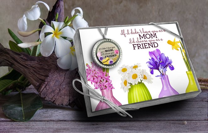 "If I didn’t have you as a mom I’d choose you as a friend" Gift Boxed Necklace and Card as featured on @homelifeabroad.com #gift #giftideas #giftguide #necklace #christmasgreetingcard #christmasnecklace