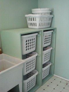 laundry-dresser