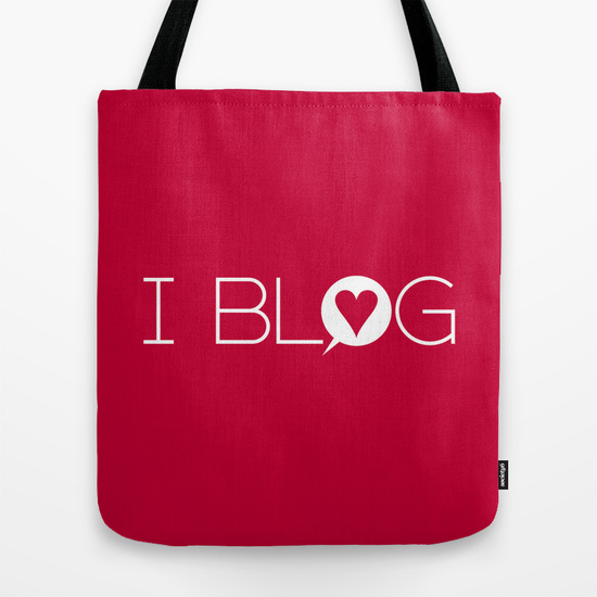 I Blog Bag - the perfect Mother's Day gift for the mommy blogger! #mothersday #mommyblogger