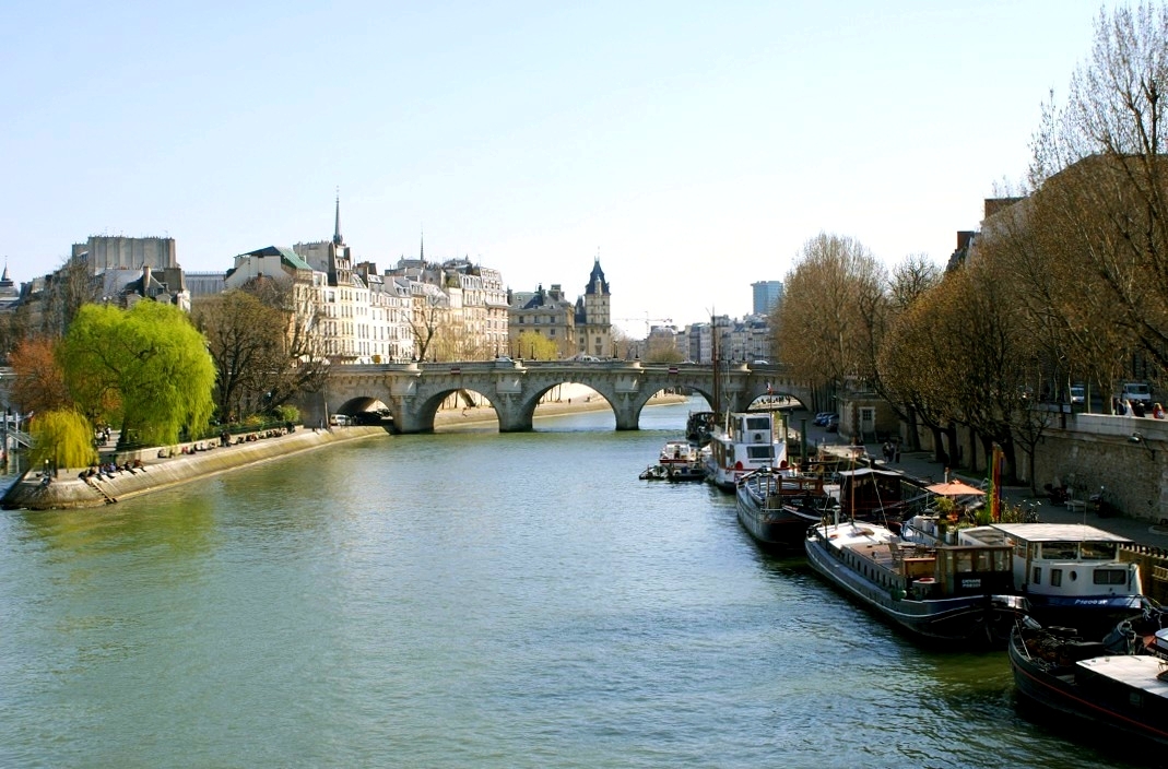 The Siene River of Paris as featured on @homelifeabroad.com #paris #france #travel #siene #tourism