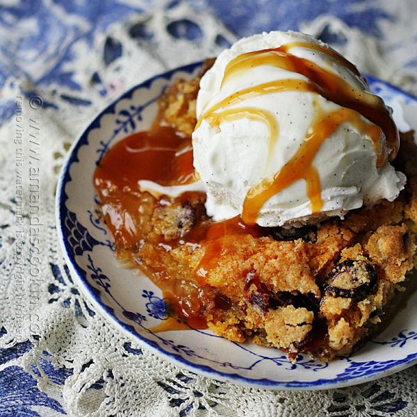 Quick-Apple-Cranberry-Cobbler-600