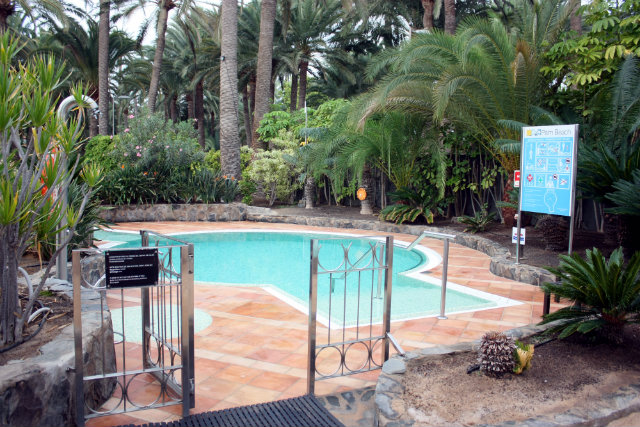 Seaside Palm Beach brine pool