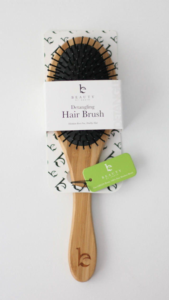 beauty-by-earth-detangling-hair-brush