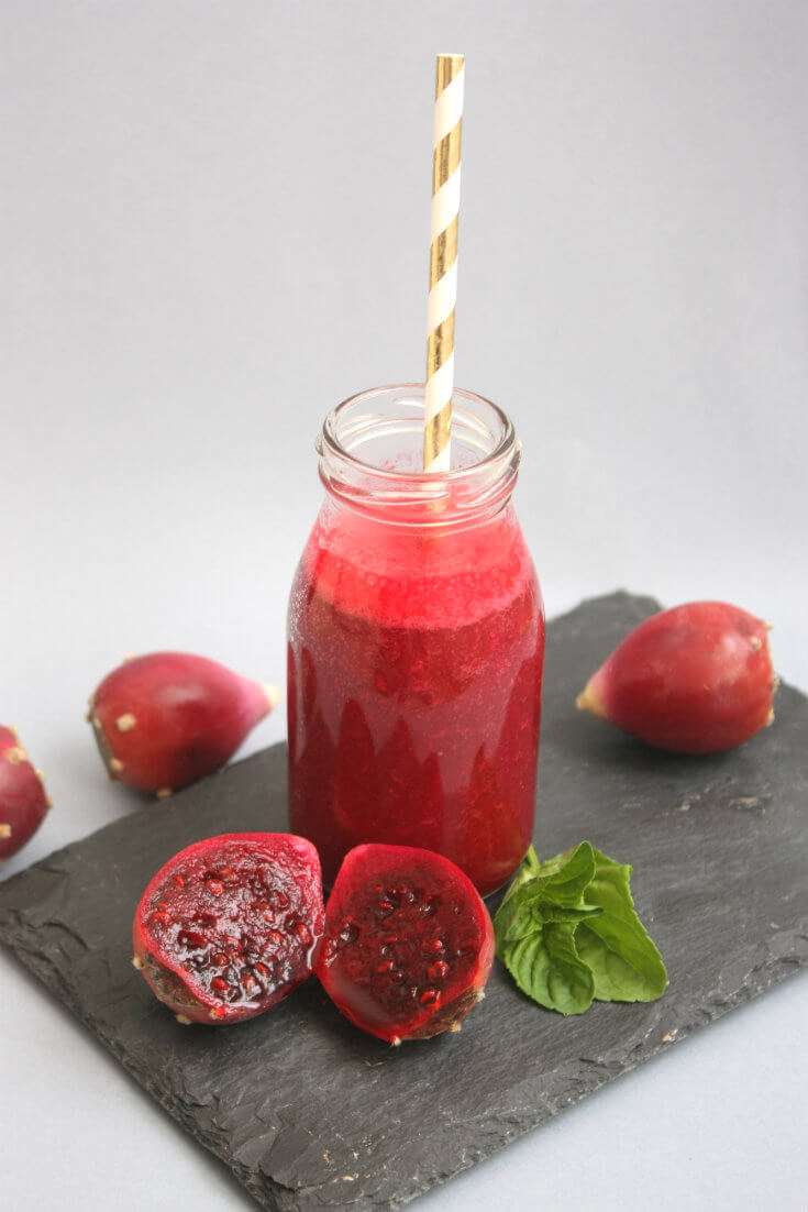 Prickly Pear & Strawberry Smoothie Prickly Pear & Strawberry Smoothie